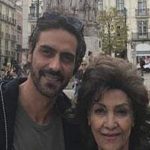 Arjun Rampal Pens Heartfelt Note For Mother On Teachers Day, Check It Out