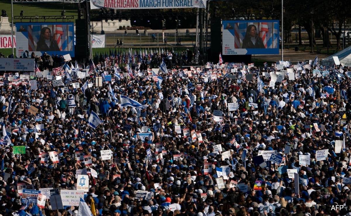 Tens Of Thousands Rally For Israel In Washington